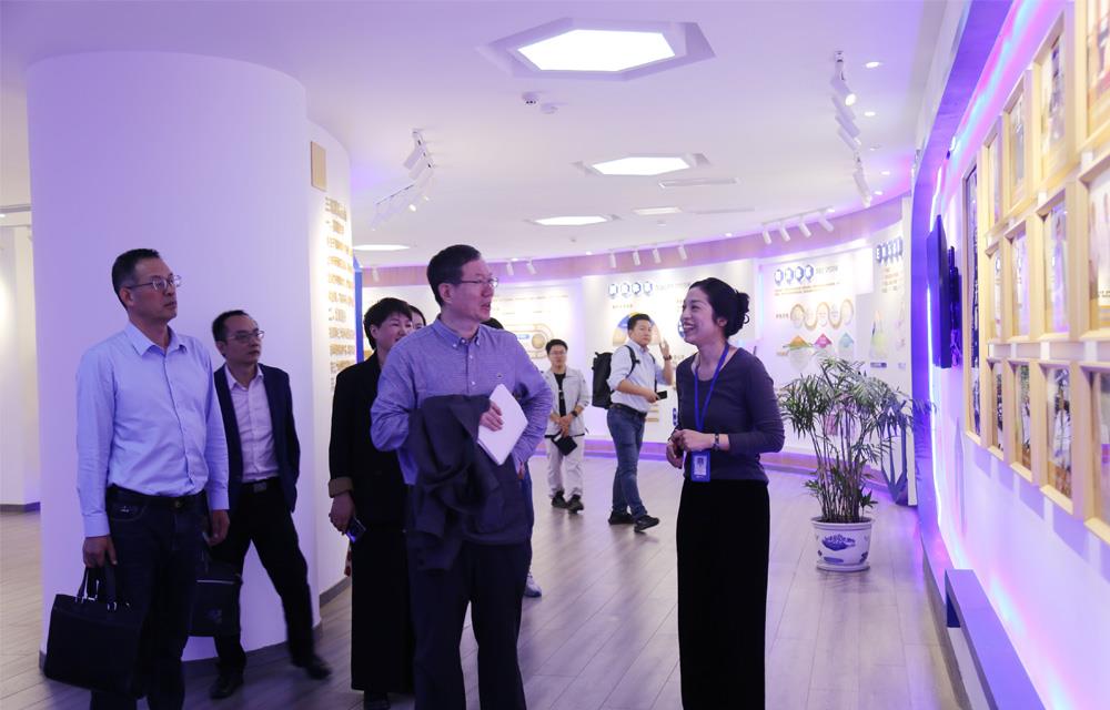 ×ðÁú¿Ê±¡¤(ÖйúÇø)ÈËÉú¾ÍÊDz«!